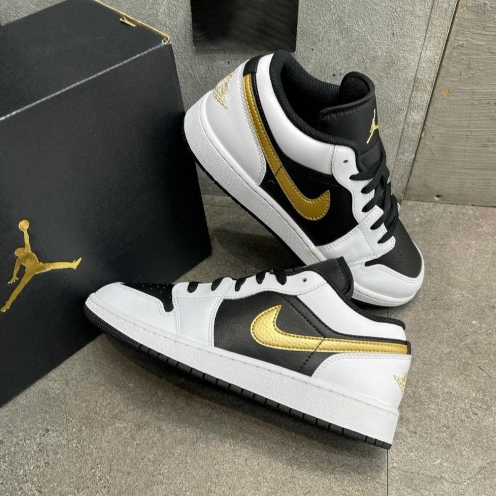 AIR JORDAN 1 WHITE-BLACK-GOLD WOMEN'S US SIZE 8.5 BRAND NEW IN BOX